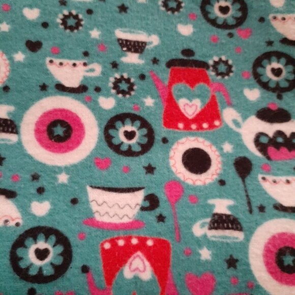 Cotton Flannel Sewing Fabric Teapots Coffee Cups Mugs Crafting Fashion 2.4 yd - Picture 8 of 8